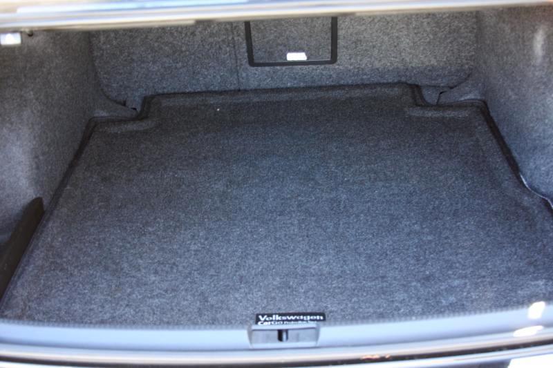 Volkswagen Passat 2.0L TDI SEL Premium 2014