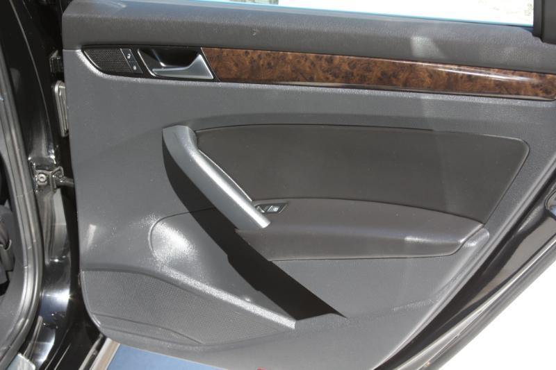 Volkswagen Passat 2.0L TDI SEL Premium 2014