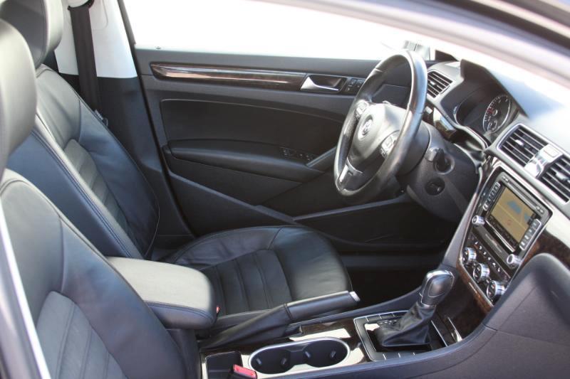 Volkswagen Passat 2.0L TDI SEL Premium 2014