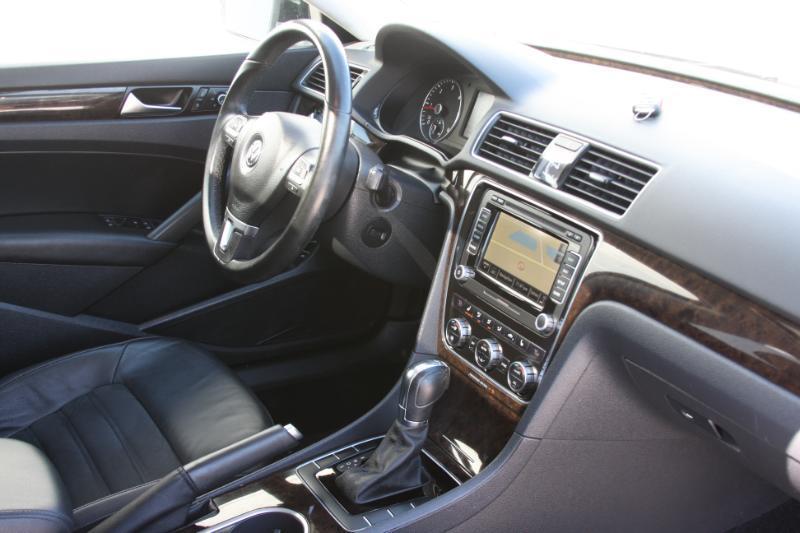 Volkswagen Passat 2.0L TDI SEL Premium 2014
