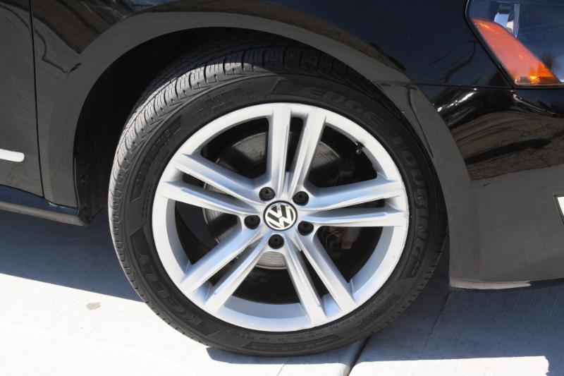 Volkswagen Passat 2.0L TDI SEL Premium 2014