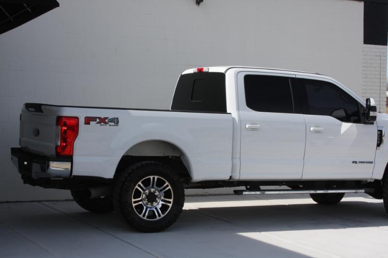 Ford F-250 SD Lariat Crew Cab 4WD 2017