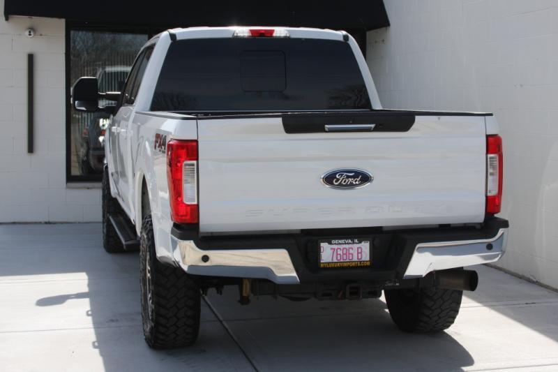 Ford F-250 SD Lariat Crew Cab 4WD 2017