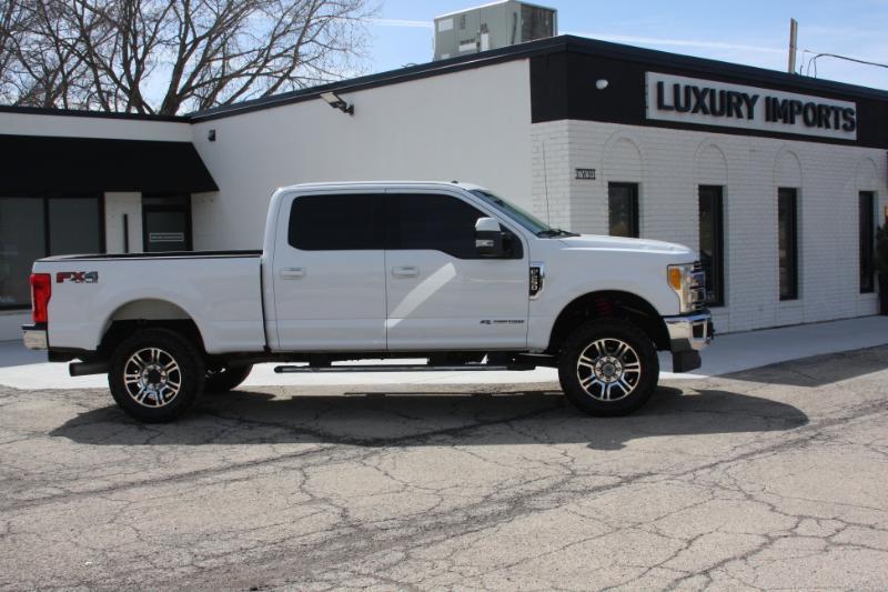 Ford F-250 SD Lariat Crew Cab 4WD 2017