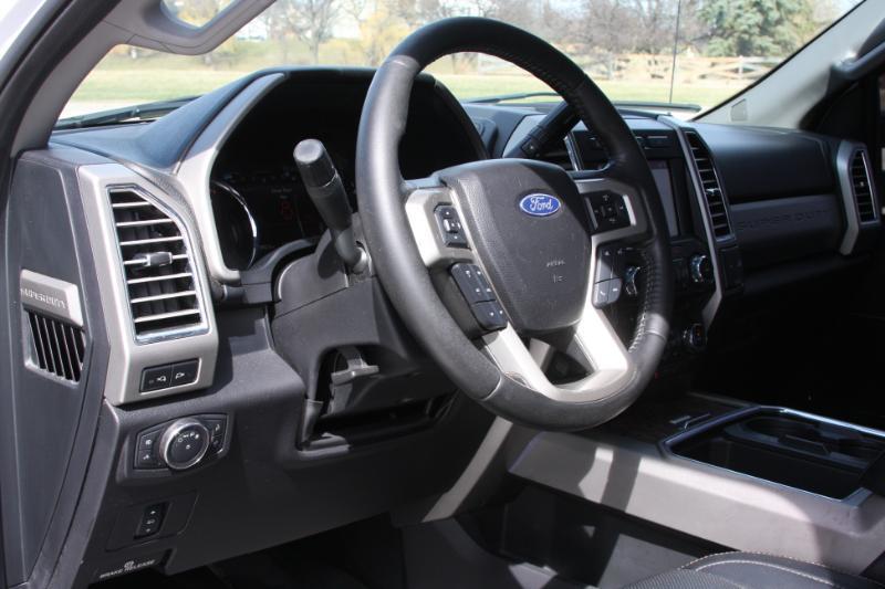 Ford F-250 SD Lariat Crew Cab 4WD 2017