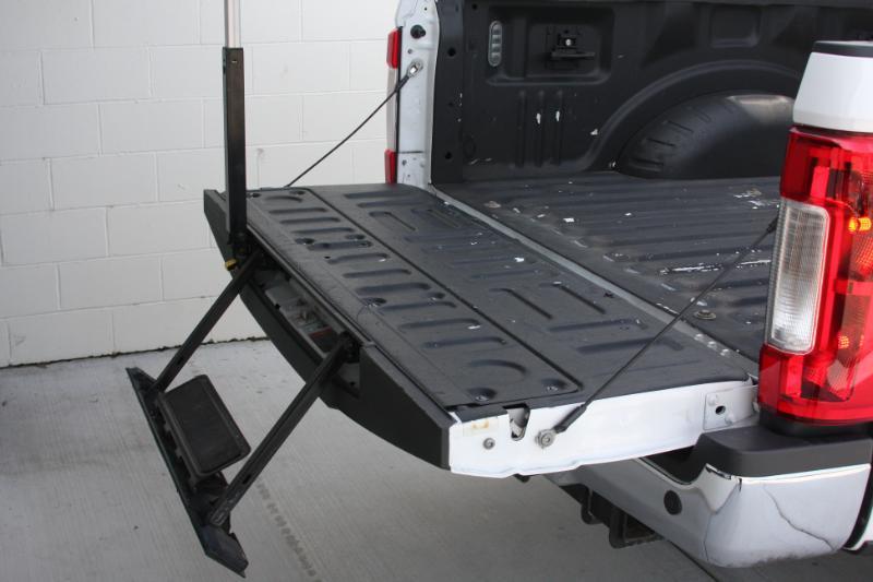 Ford F-250 SD Lariat Crew Cab 4WD 2017