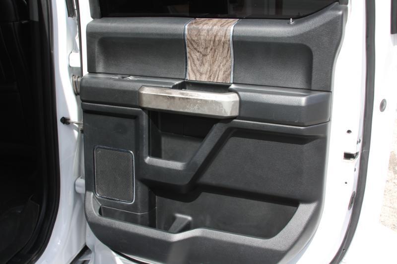 Ford F-250 SD Lariat Crew Cab 4WD 2017