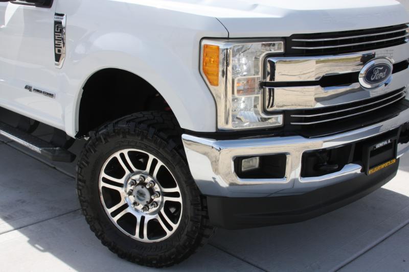 Ford F-250 SD Lariat Crew Cab 4WD 2017