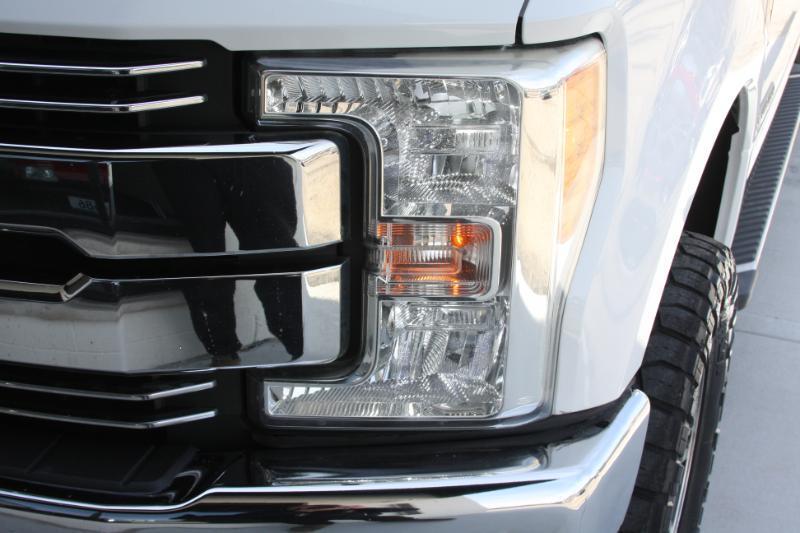 Ford F-250 SD Lariat Crew Cab 4WD 2017