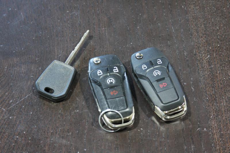 Ford F-250 SD Lariat Crew Cab 4WD 2017