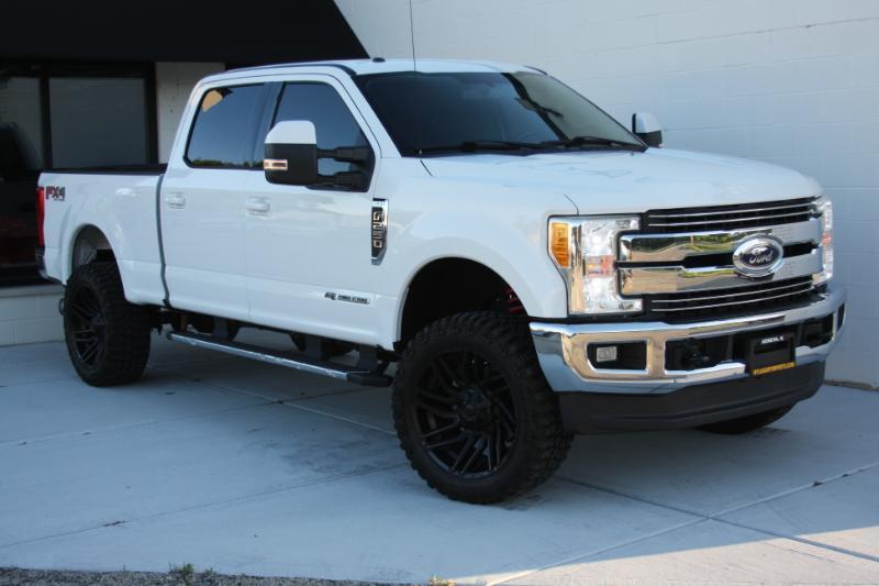 Ford F-250 SD Lariat Crew Cab 4WD 2017