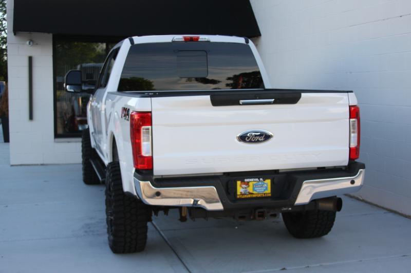 Ford F-250 SD Lariat Crew Cab 4WD 2017