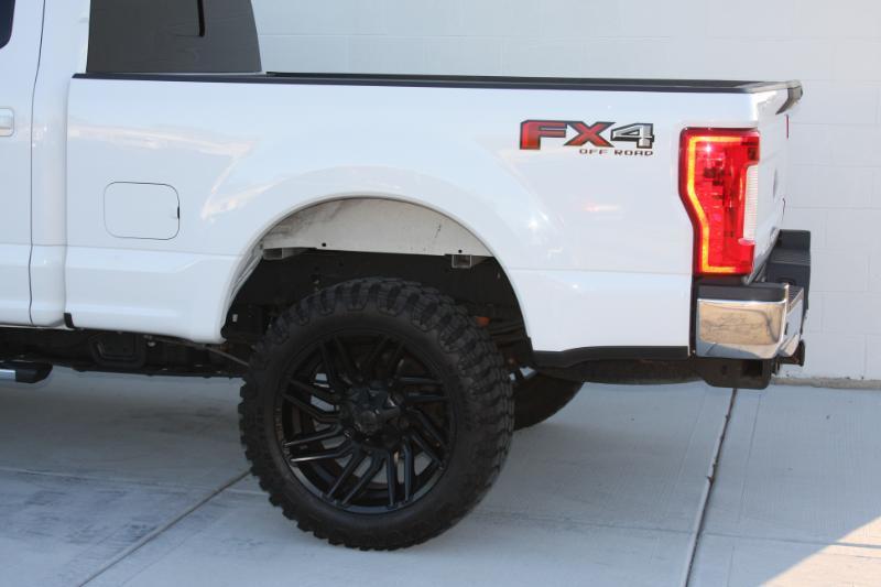 Ford F-250 SD Lariat Crew Cab 4WD 2017