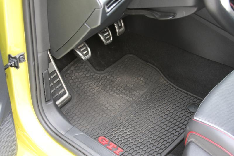 Volkswagen Golf GTI Autobahn 6M 2022