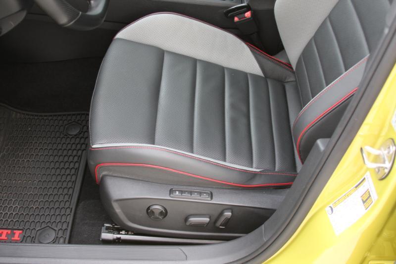 Volkswagen Golf GTI Autobahn 6M 2022