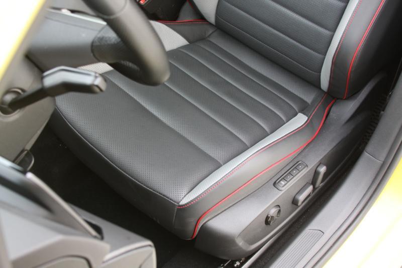 Volkswagen Golf GTI Autobahn 6M 2022