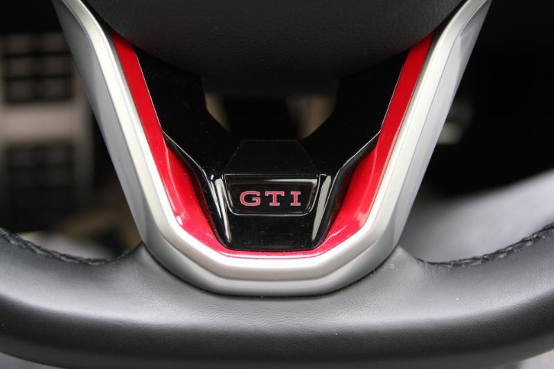Volkswagen Golf GTI Autobahn 6M 2022