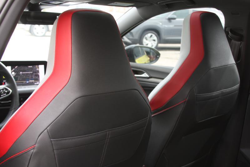 Volkswagen Golf GTI Autobahn 6M 2022