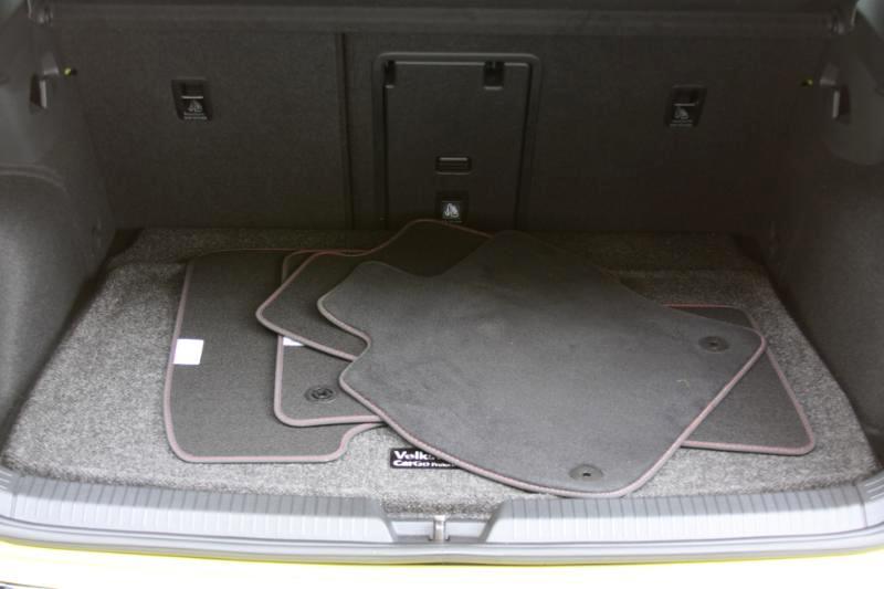 Volkswagen Golf GTI Autobahn 6M 2022