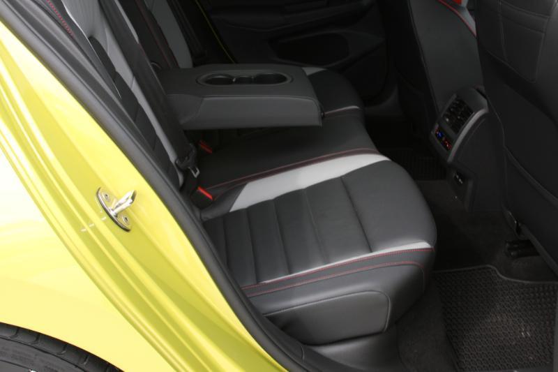 Volkswagen Golf GTI Autobahn 6M 2022