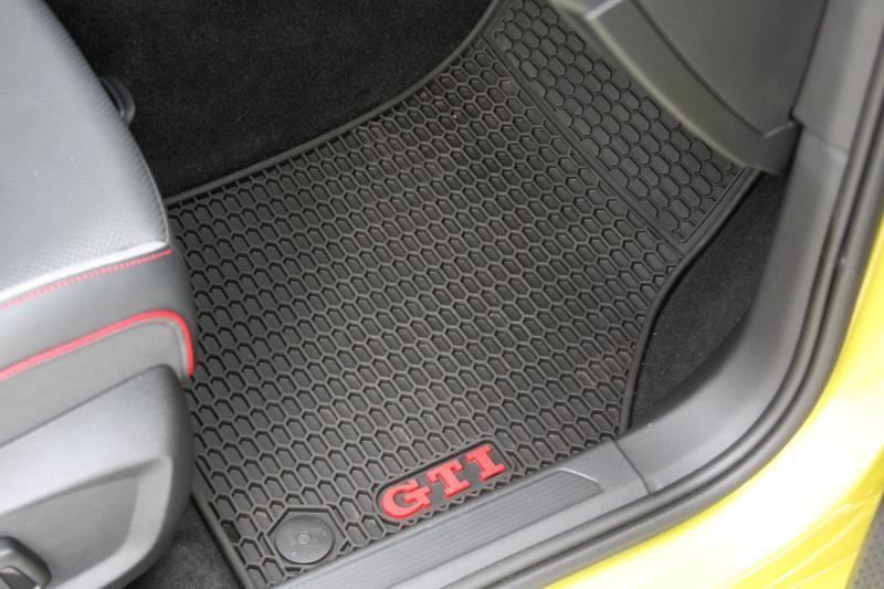 Volkswagen Golf GTI Autobahn 6M 2022