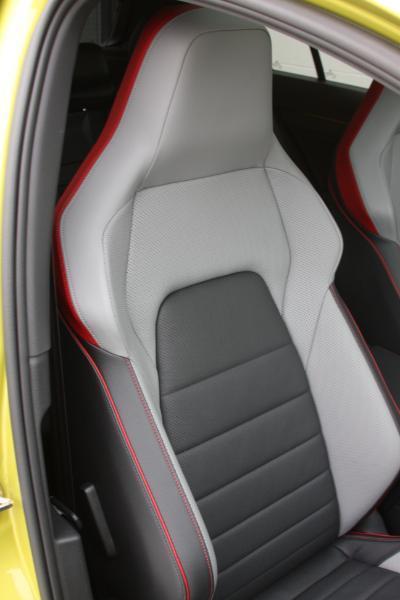 Volkswagen Golf GTI Autobahn 6M 2022