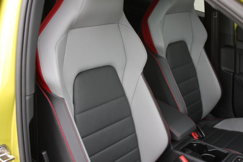 Volkswagen Golf GTI Autobahn 6M 2022