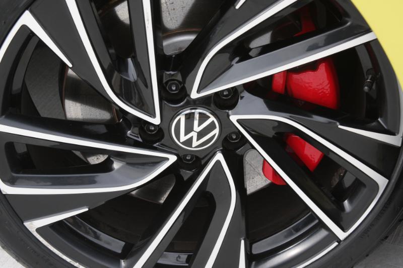 Volkswagen Golf GTI Autobahn 6M 2022