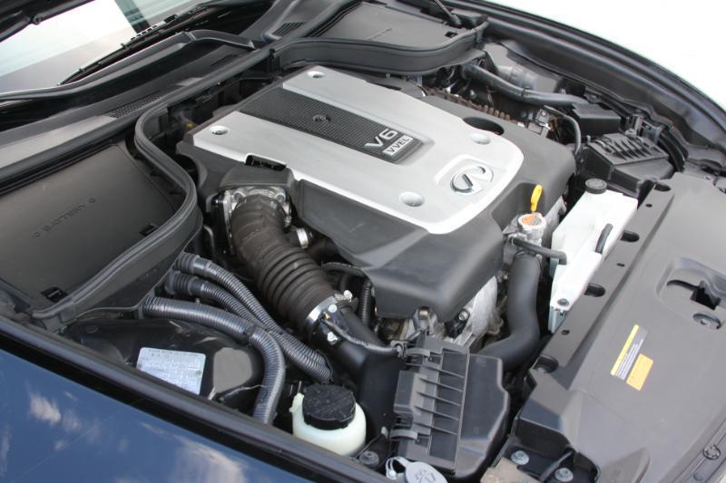 Infiniti G Convertible  2009