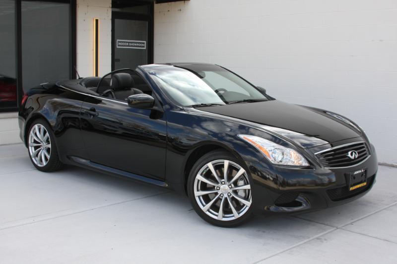 Infiniti G Convertible  2009