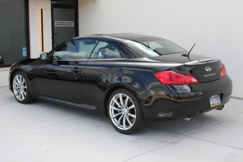 Infiniti G Convertible  2009