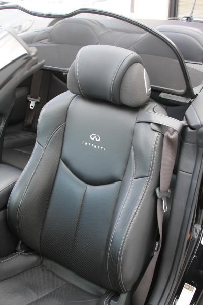 Infiniti G Convertible  2009