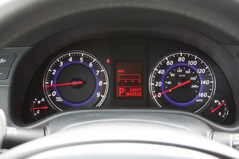 Infiniti G Convertible  2009