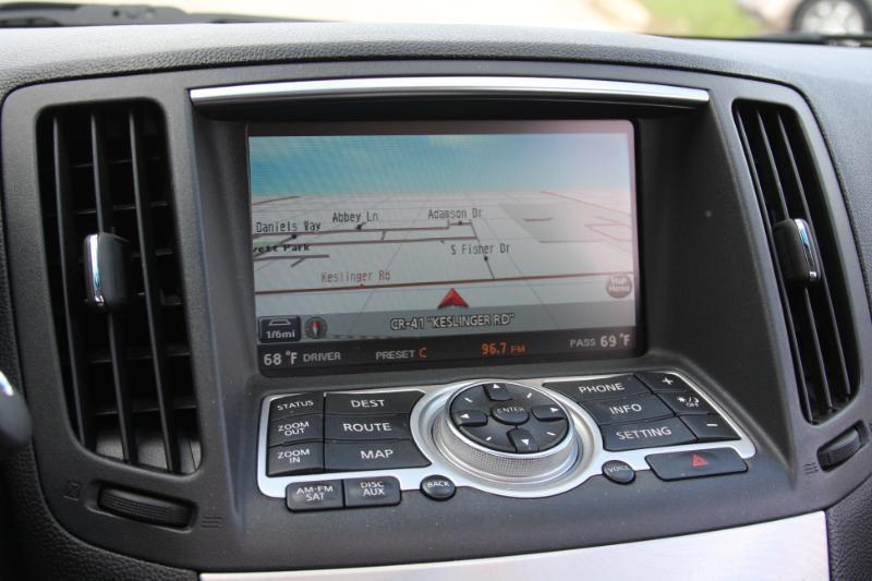 Infiniti G Convertible  2009