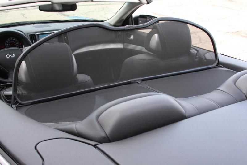 Infiniti G Convertible  2009