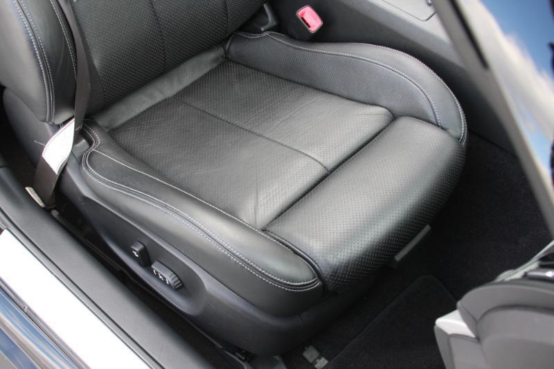 Infiniti G Convertible  2009