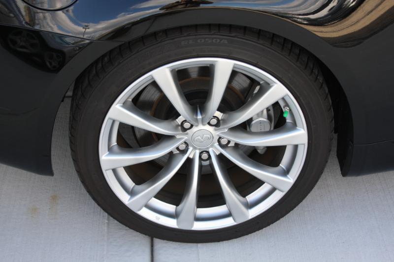 Infiniti G Convertible  2009