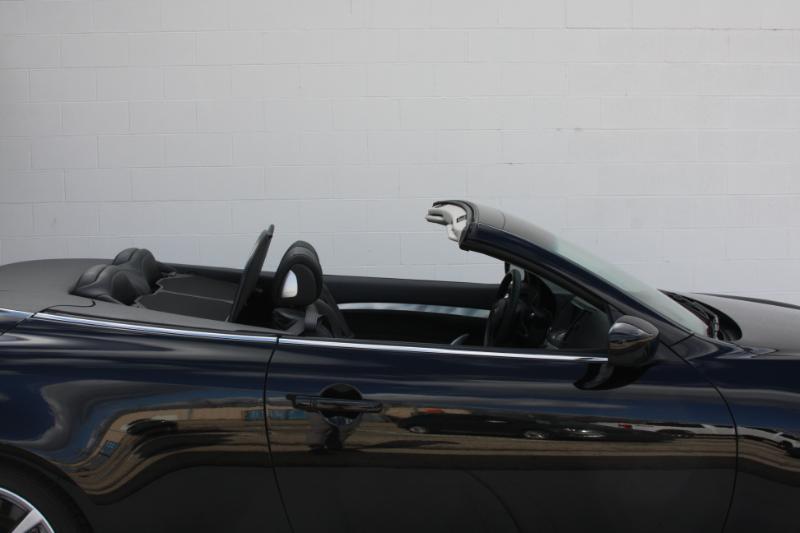 Infiniti G Convertible  2009