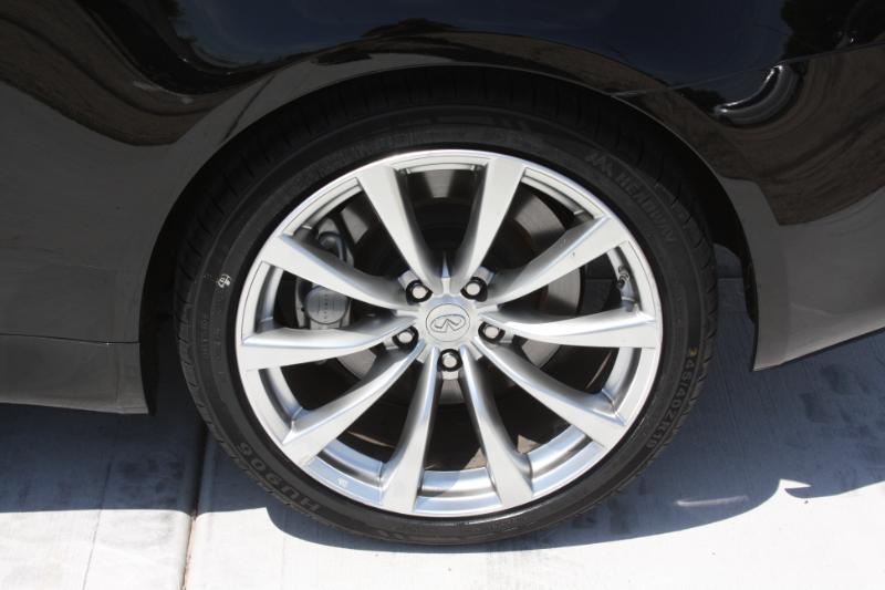 Infiniti G Convertible  2009