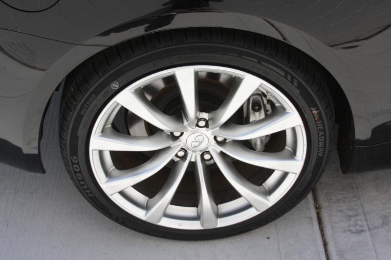 Infiniti G Convertible  2009