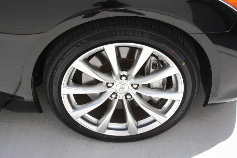 Infiniti G Convertible  2009