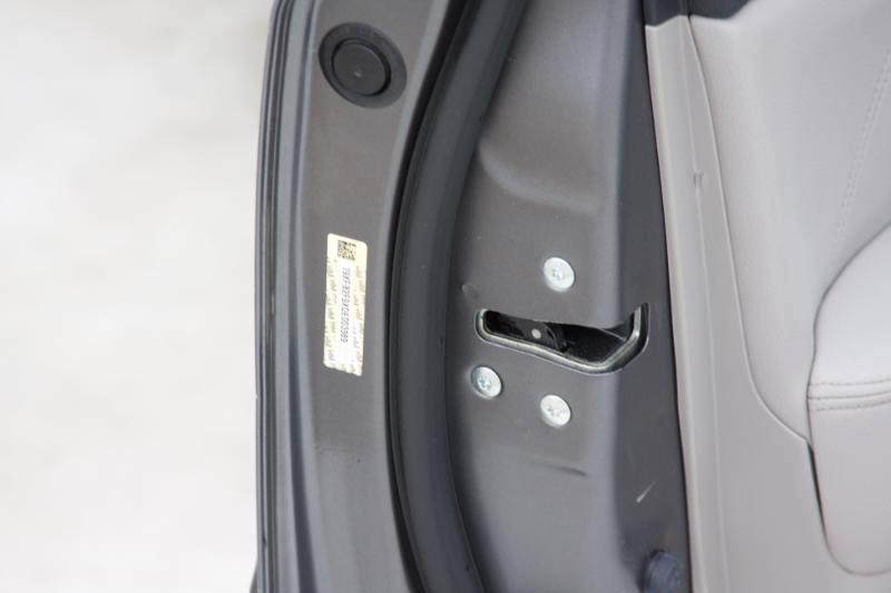 Honda Civic EX-L Sedan 5-Speed AT 2013