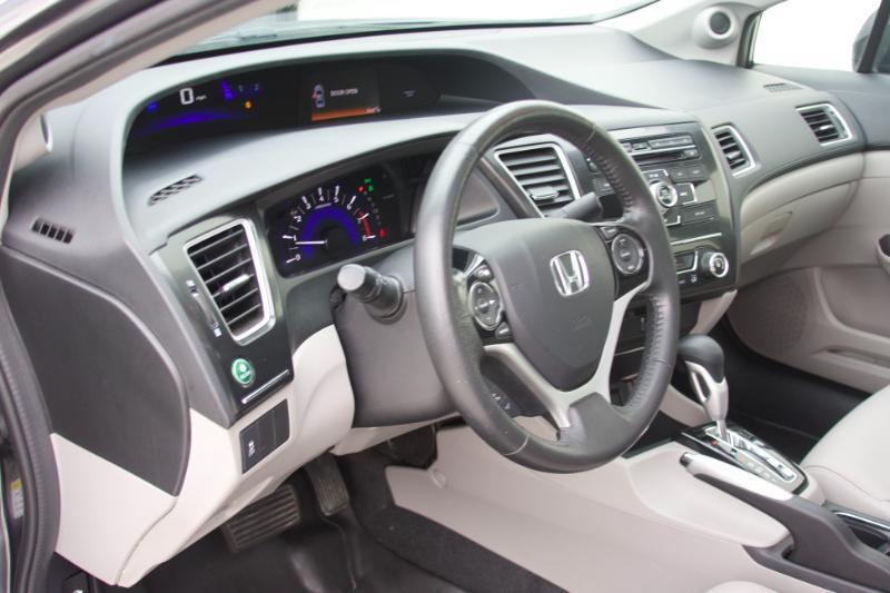 Honda Civic EX-L Sedan 5-Speed AT 2013