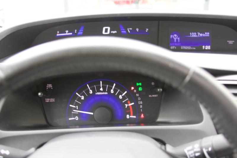 Honda Civic EX-L Sedan 5-Speed AT 2013