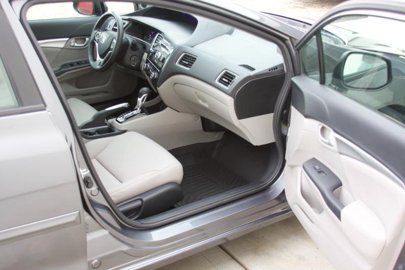 Honda Civic EX-L Sedan 5-Speed AT 2013