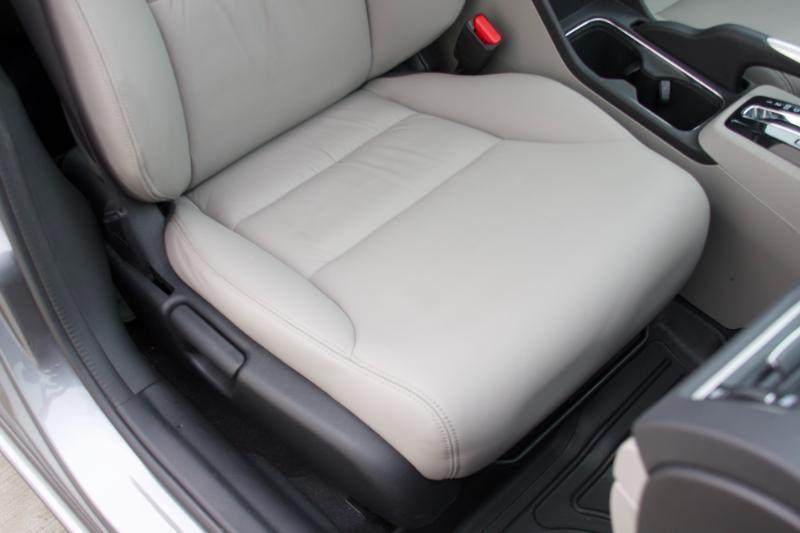 Honda Civic EX-L Sedan 5-Speed AT 2013