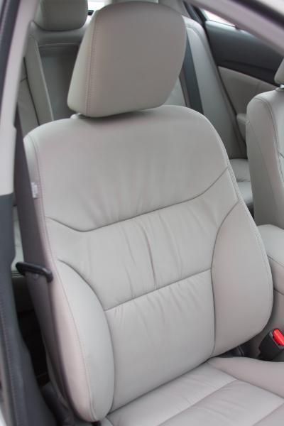 Honda Civic EX-L Sedan 5-Speed AT 2013