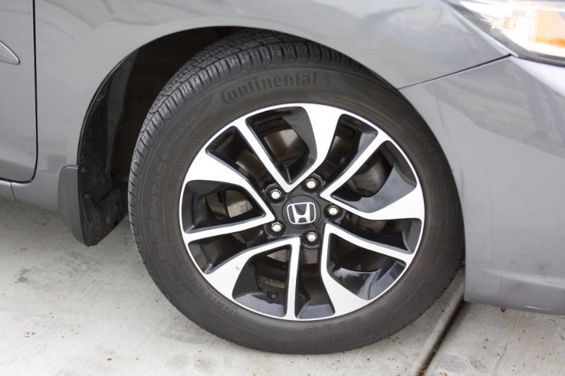 Honda Civic EX-L Sedan 5-Speed AT 2013