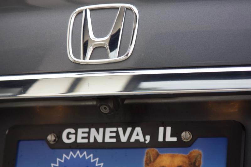 Honda Civic EX-L Sedan 5-Speed AT 2013