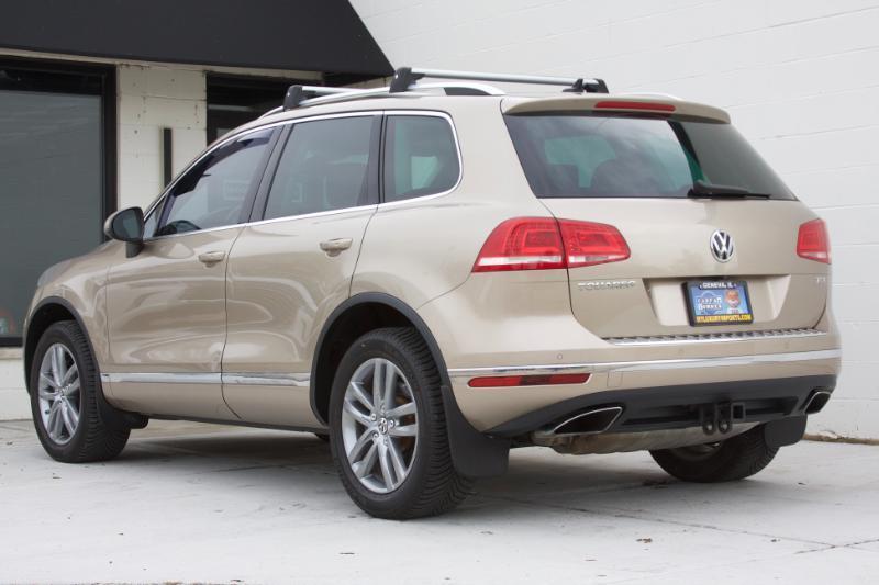 Volkswagen Touareg TDI Sport w/Technology 2016